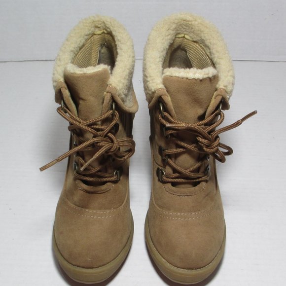 Mudd Womens Sz 6 Suede Combat Ankle Boots Tan EC - Picture 6 of 8